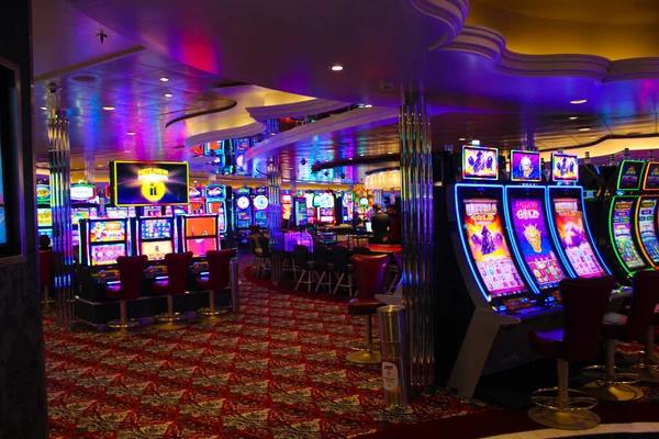 The Development of Online Roulette and Betting Strategies